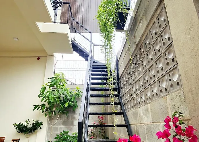 Quân Phát Biệt thự