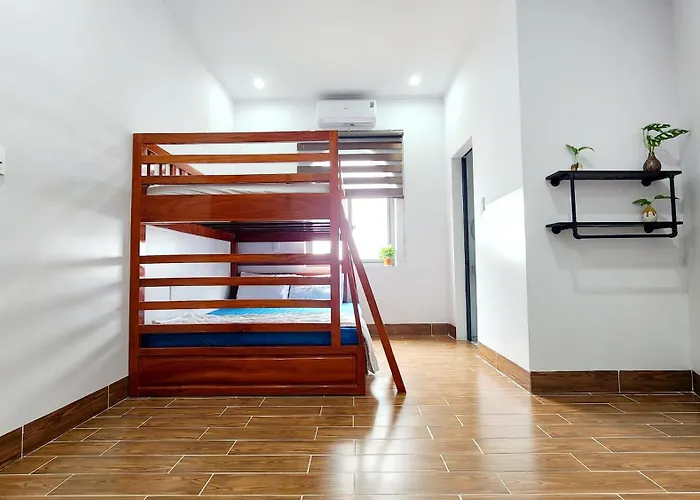 Biệt thự Quân Phát *