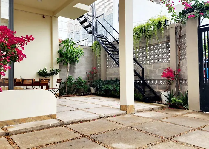 Biệt thự Quân Phát *